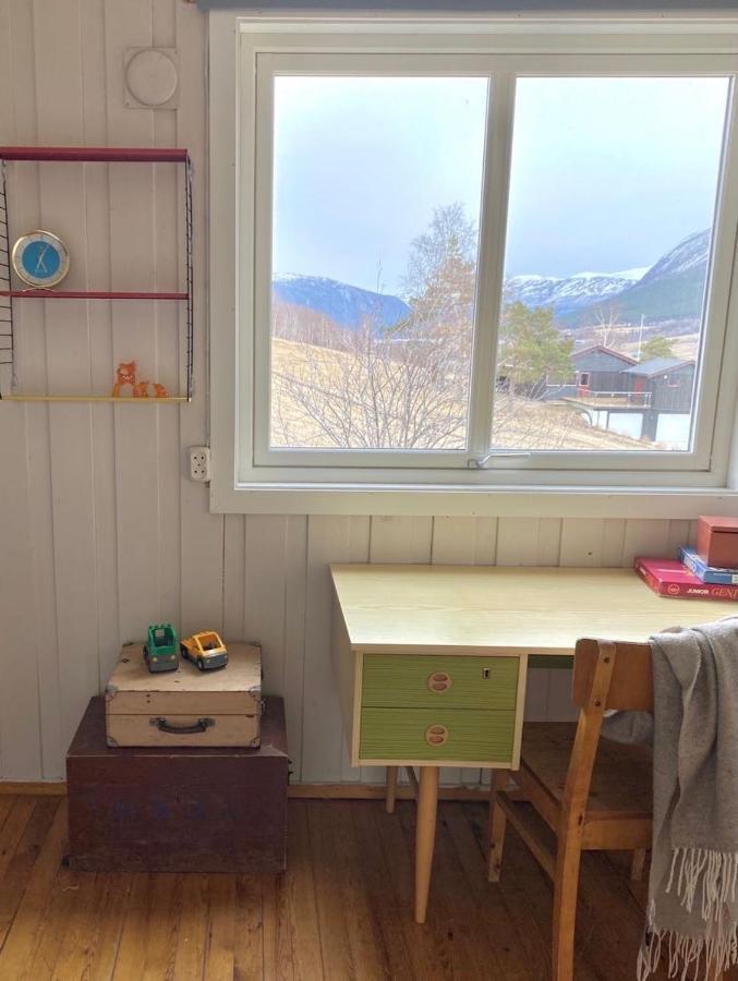 Stort Og Autentisk Hus I Skjak - Kort Vei Til Lom! Экстерьер фото